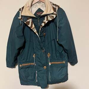 Vintage 90s Aztec Boho green winter jacket.